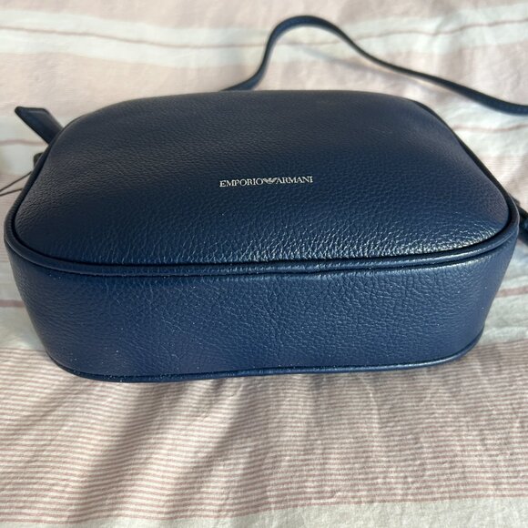 Emporio Armani Midnight Blue Leather Camera Case St Cervo Shoulder Bag - Picture 9 of 11